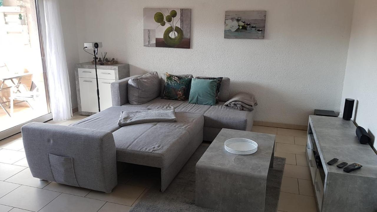 Easystay#4 Home Cinema Ferienwohnung In Kliniknaehe Mit Balkon, Boxspringbett & Netflix Bad Oeynhausen Kültér fotó